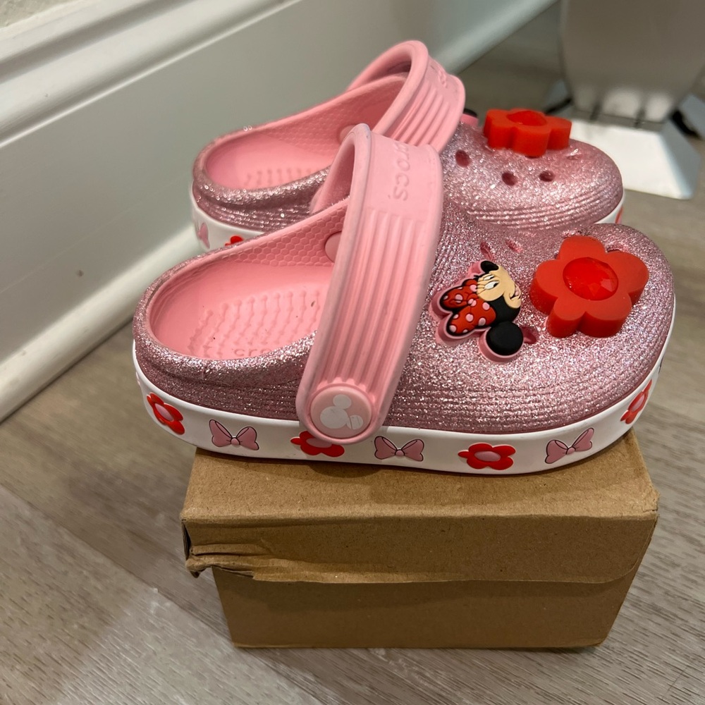 Pink Disney Crocs - Picture 3 of 5